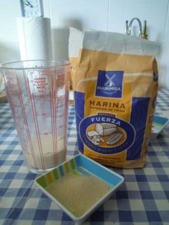 harina de fuerza y levadura